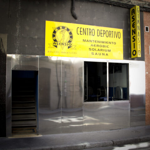 CARLOS ASENSIO "Fachada Gimnasio Asensio"– VALLILUSTRES – 31 JULIO 2012