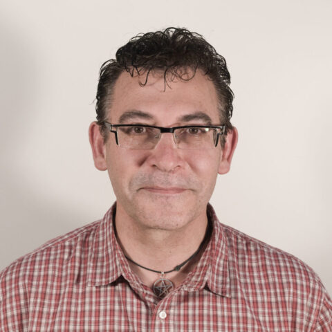 EDUARDO FERNÁNDEZ (DUEÑO DE LA LIBRERÍA MICRÓN) - VALLILUSTRES - 15 MAYO 2012