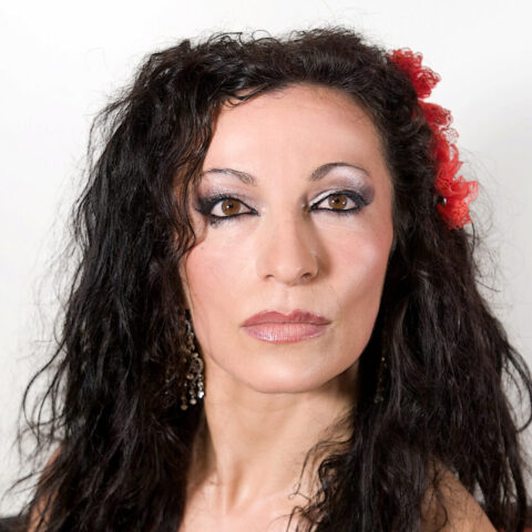 ANA SANZ “FARA DIVA” (BAILARINA, PROFESORA EN SU ESCUELA Y DUEÑA DE UNA COMPAÑÍA DE DANZA ORIENTAL Y DE DANZA CON ARMAS Y, ADEMÁS, TIENE UNA TIENDA DE ROPA ESPECIALIZADA Y DECORACIÓN ÁRABE) – VALLILUSTRES – 3 ABRIL 2012