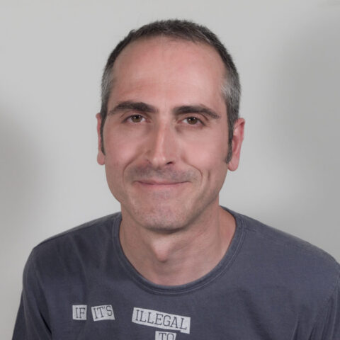 JOSÉ SENDINO (GUITARRISTA DE CELTAS CORTOS) – VALLILUSTRES – 17 JULIO 2012